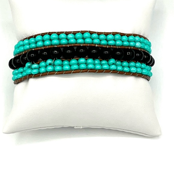 HAND CRAFTED Turquoise and Black Onyx Triple Cuff Leather Bracelet - Picture 3 of 13